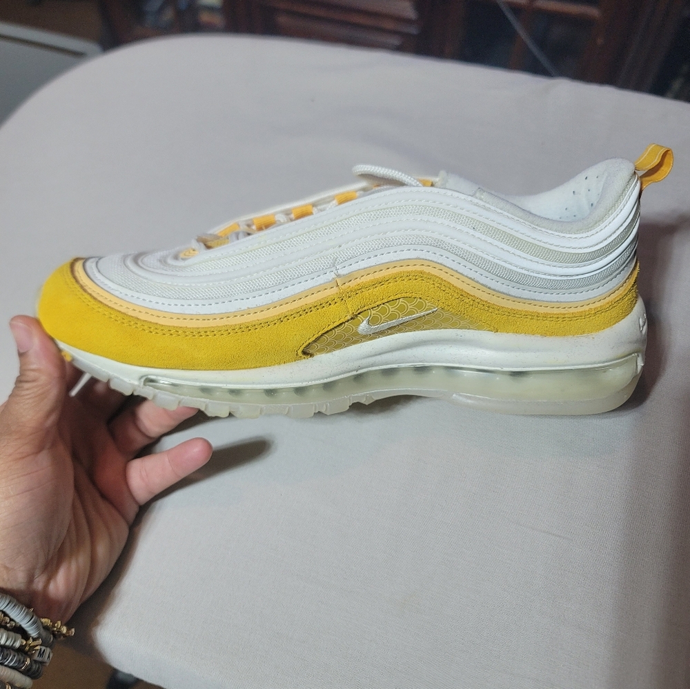 Nike Air Max 97 Men's Shoes - Yellow and White